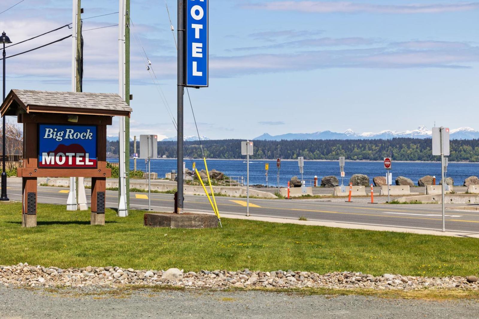 Big Rock Motel Campbell River Exterior foto